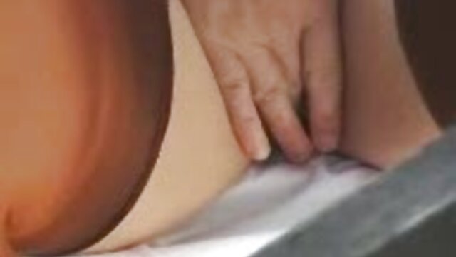 Маш сайн :  Өлсгөлөн хүн эцэст нь Amber Jade-ийн хувилбарыг олж авав Халуун порно кино 