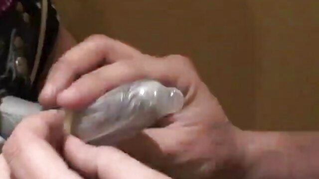Маш сайн :  Brunette milf hottie эдэлдэг түүний тачаангуй өшөө авалт Халуун порно кино 